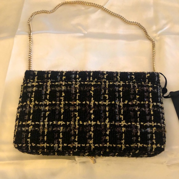 DKNY Cleo Clutch Black & Gold Tweed Gold Tone Chain & Logo Charm NWT - Picture 9 of 10